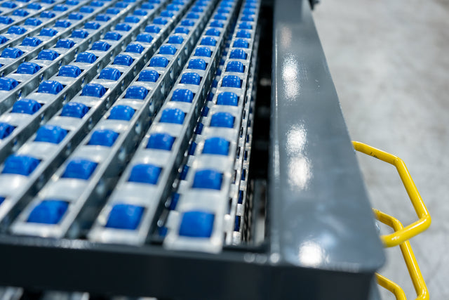 Ballymore Expandable Conveyor 10' to 60' w/ Steel Rollers, 24"W. 100 lbs per Ft. (BEXCONV-60)