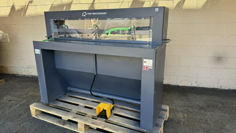 Tin Knocker HM Machinery CS125 1452 Air Shear (14 ga x 52”)